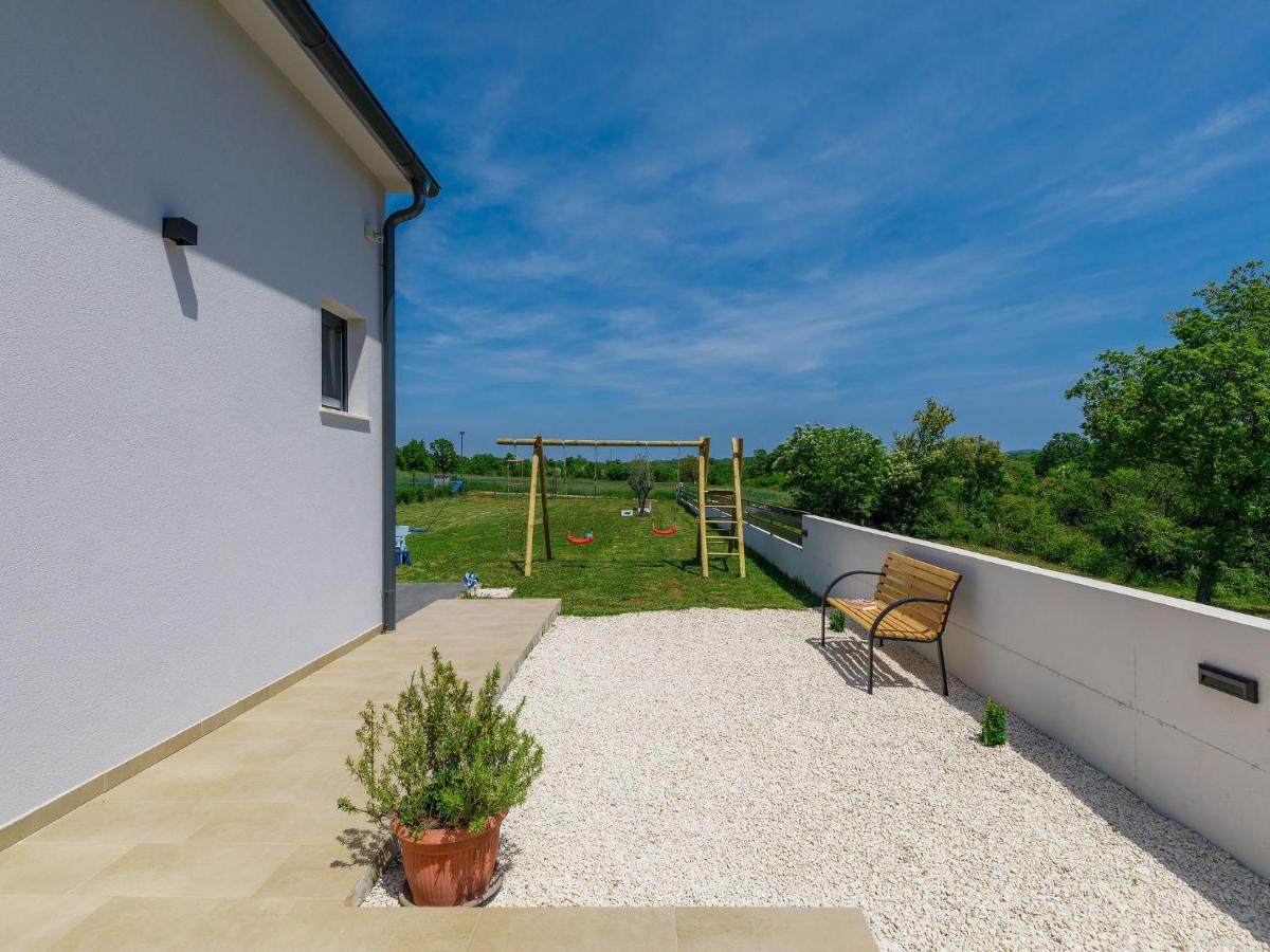 Villa Vine By Interhome Marčana Extérieur photo